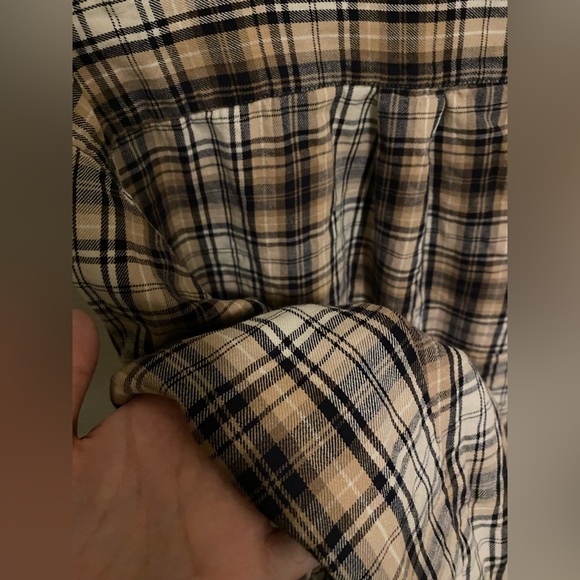Plaid flannel - Picture 4 of 4
